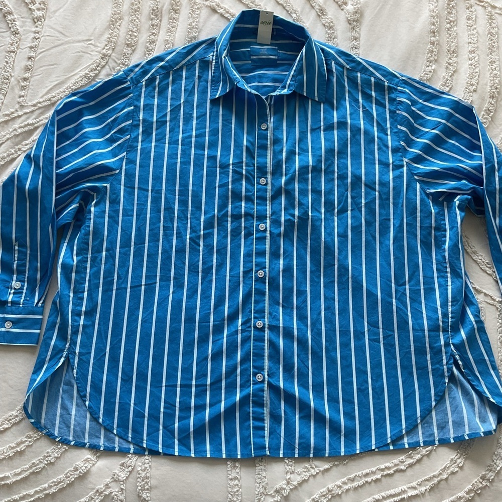 Aerie Striped Button-Up in Blue and White XS - Picture 5 of 10